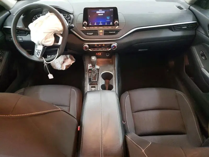 2022 NISSAN ALTIMA SV  