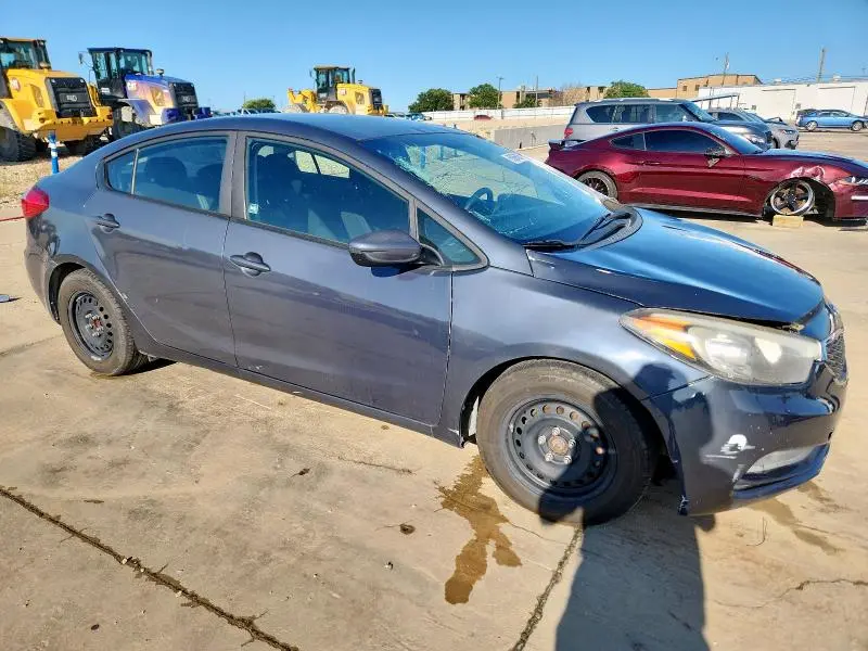 2016 KIA FORTE LX  
