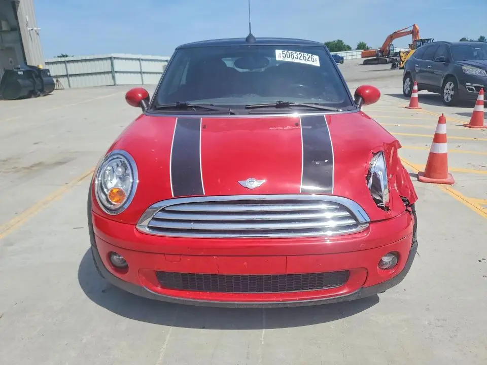 2010 MINI COOPER   