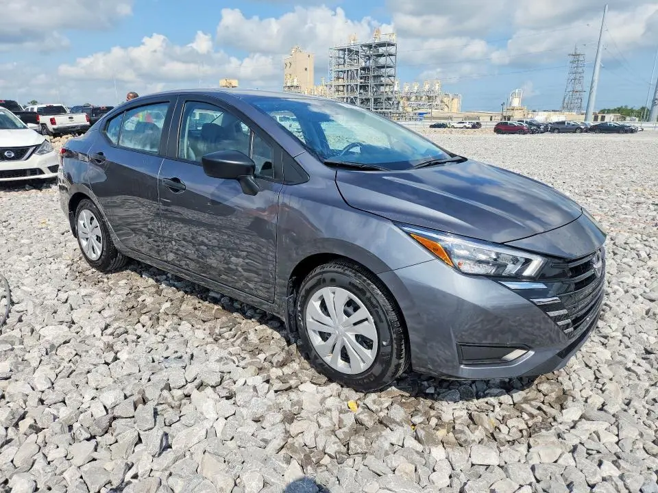 2025 NISSAN VERSA S  