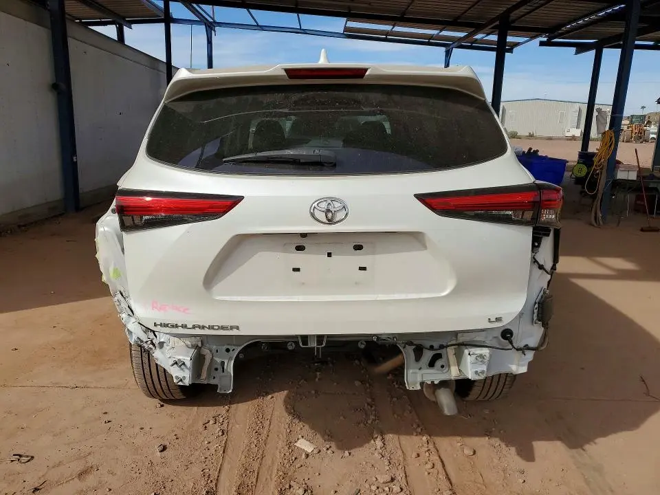 2021 TOYOTA HIGHLANDER L  