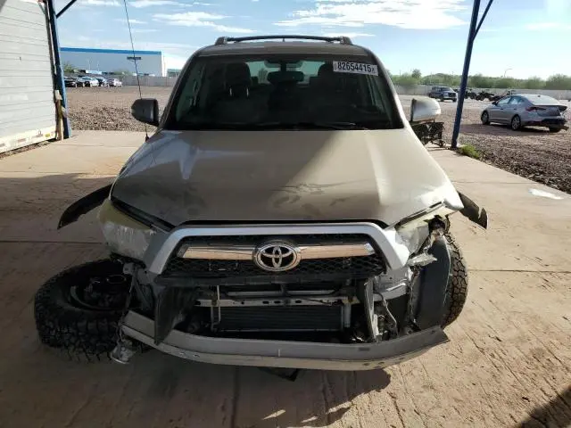 2010 TOYOTA 4RUNNER SR5  