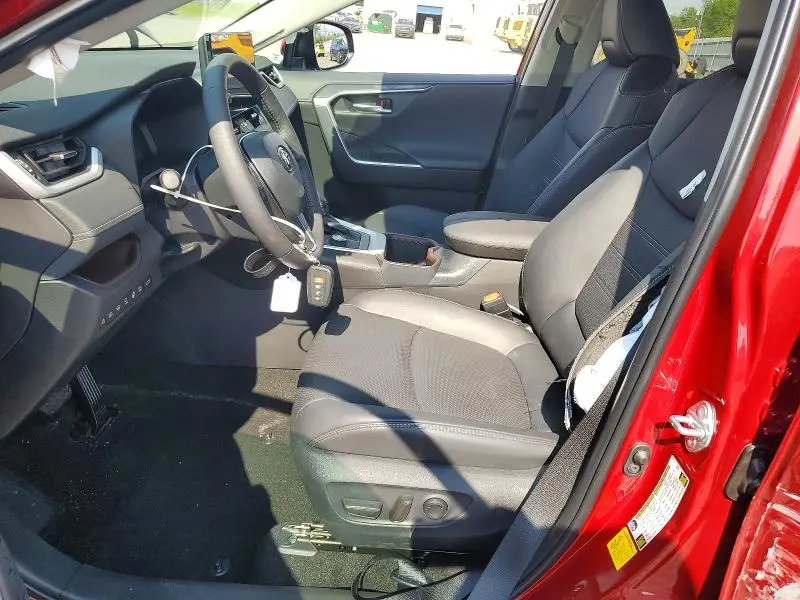 2025 TOYOTA RAV4 LIMITED  