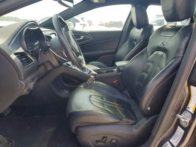 2016 CHRYSLER 200 S  