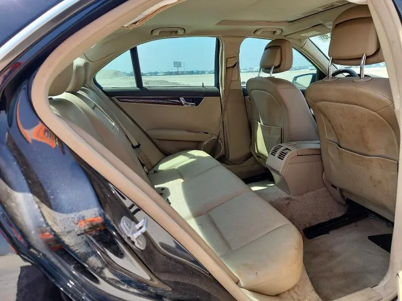 2011 MERCEDES-BENZ C 300  