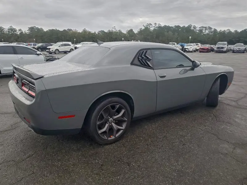 2019 DODGE CHALLENGER SXT  