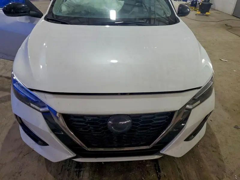 2021 NISSAN SENTRA SR  