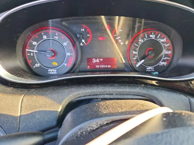 2013 DODGE DART SE  