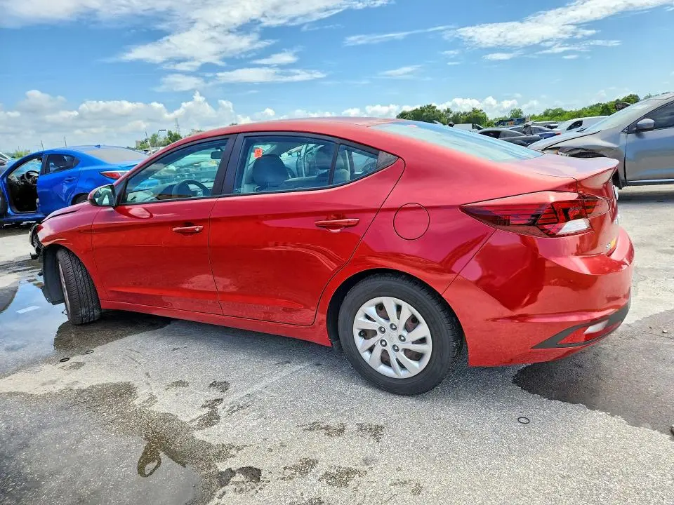 2019 HYUNDAI ELANTRA SE  