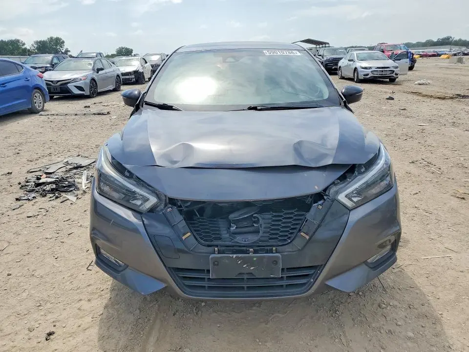 2020 NISSAN VERSA SR  