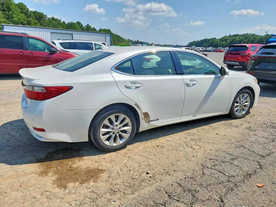 2013 LEXUS ES 300H  