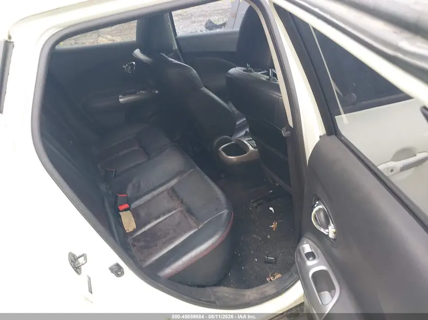 2011 NISSAN JUKE SL