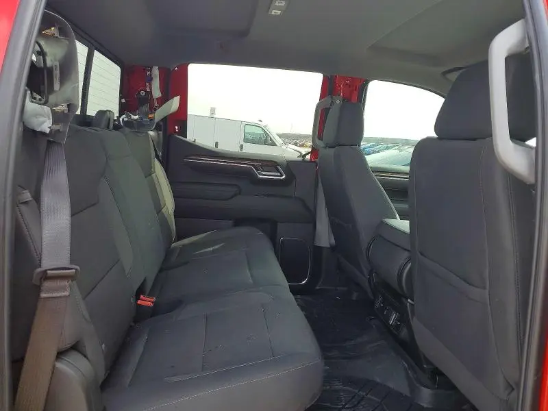 2025 CHEVROLET SILVERADO C1500 LT  