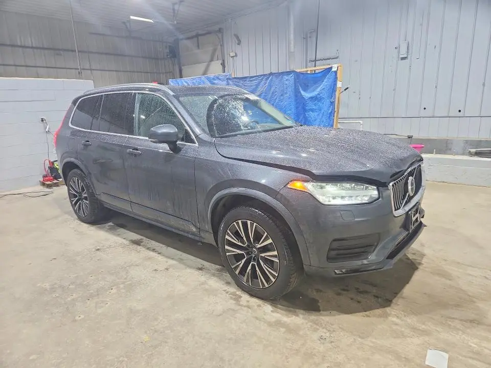 2022 VOLVO XC90 T5 MOMENTUM  