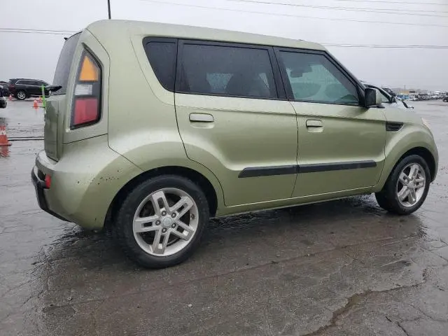 2010 KIA SOUL +  