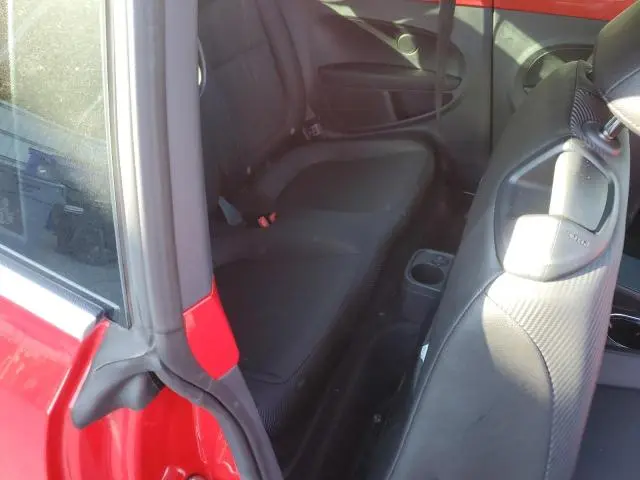 2019 VOLKSWAGEN BEETLE SE  