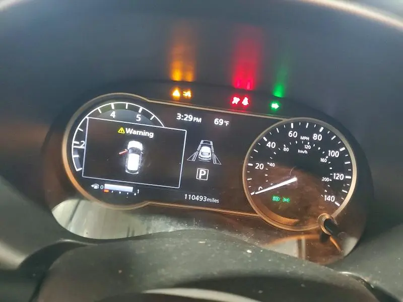 2020 NISSAN KICKS SR  