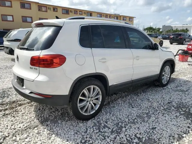 2013 VOLKSWAGEN TIGUAN S  