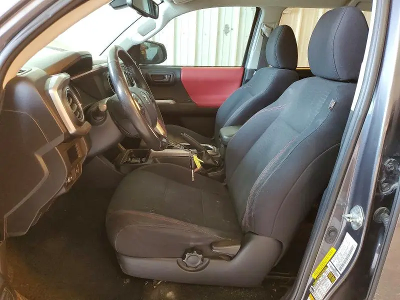 2019 TOYOTA TACOMA SR5 V6  