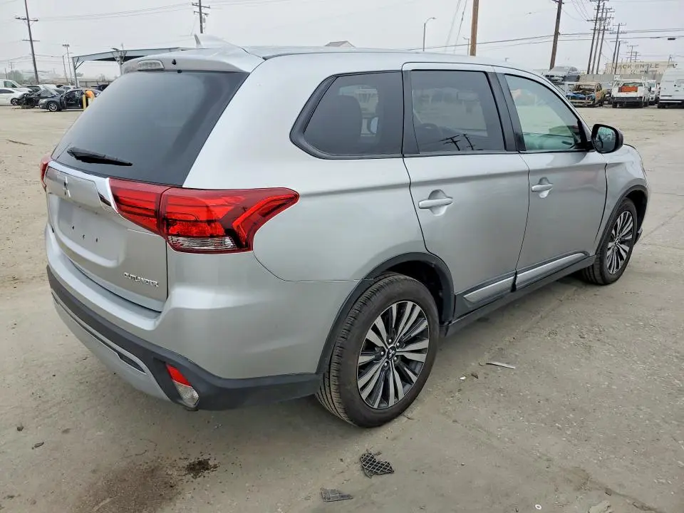 2019 MITSUBISHI OUTLANDER ES  