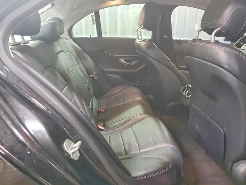 2015 MERCEDES-BENZ C 300  