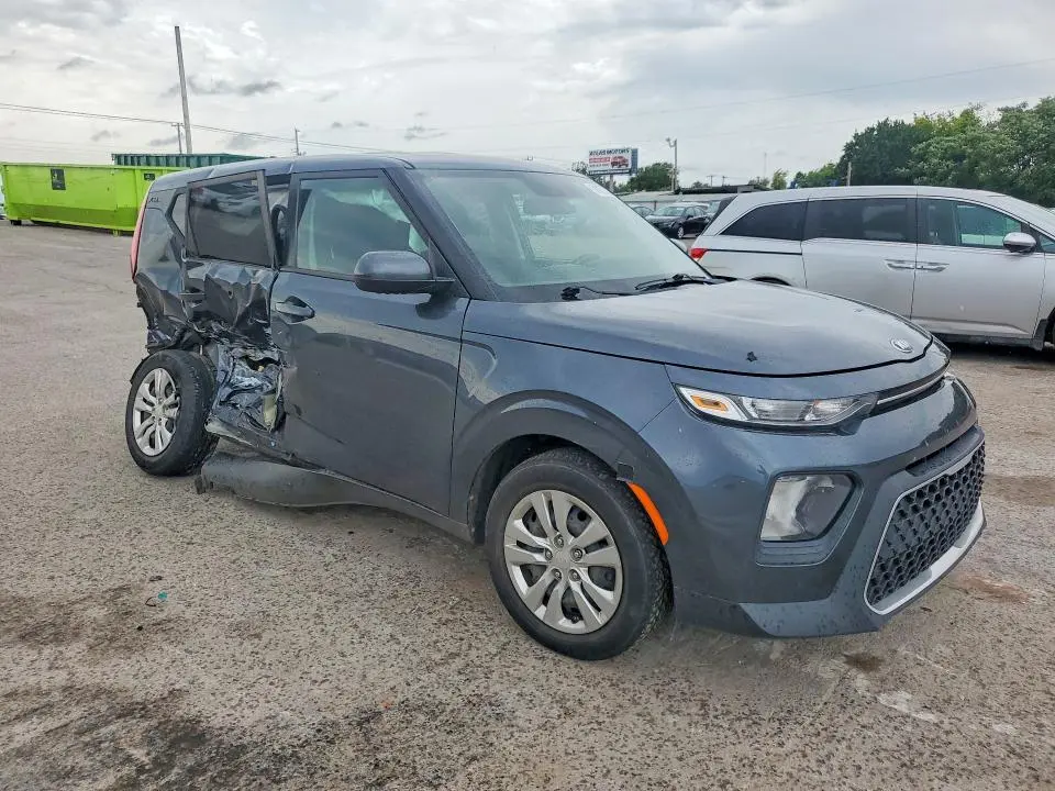 2020 KIA SOUL LX  