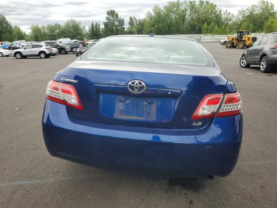 2010 TOYOTA CAMRY LE  