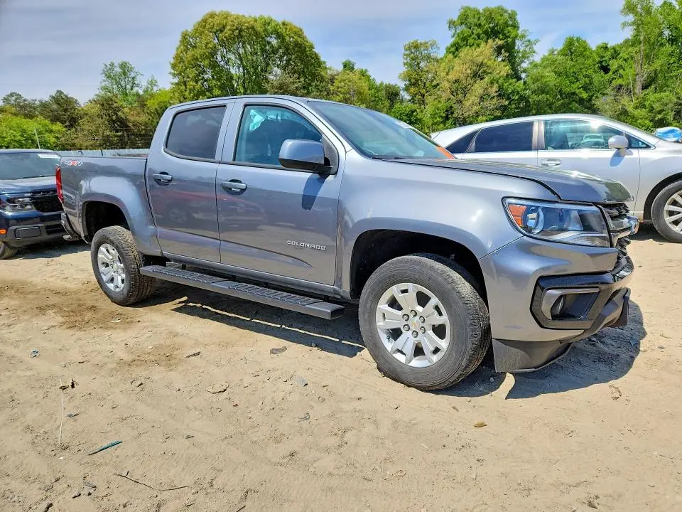 2022 CHEVROLET COLORADO LT  