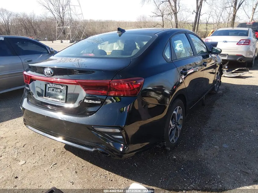 2021 KIA FORTE LXS