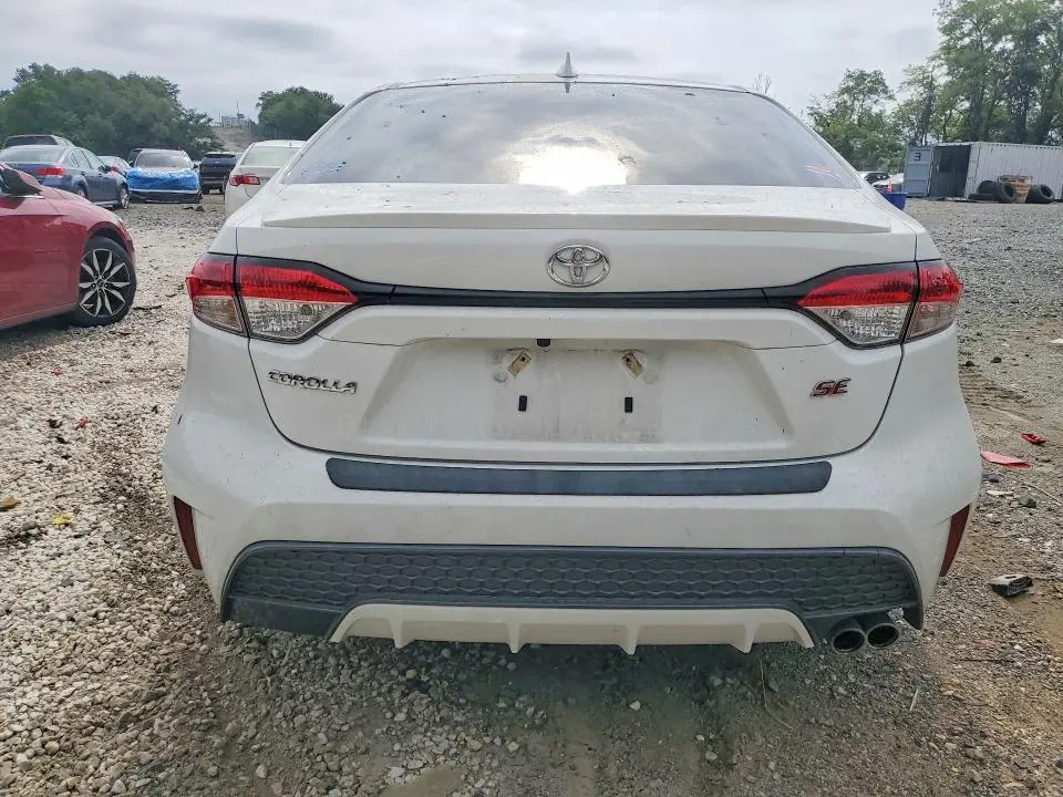 2022 TOYOTA COROLLA SE  