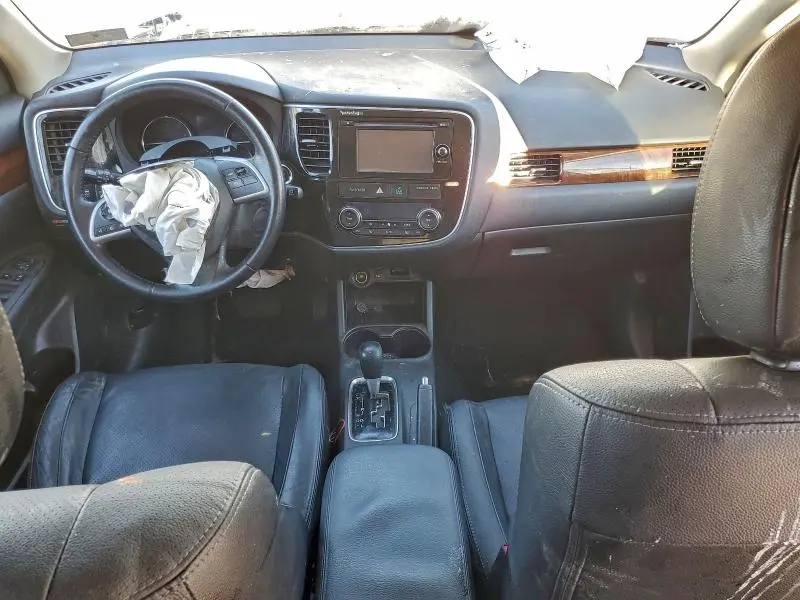 2014 MITSUBISHI OUTLANDER SE  