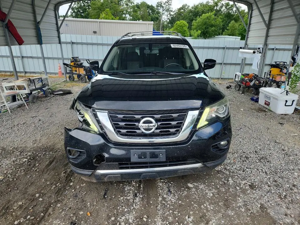 2018 NISSAN PATHFINDER SV  
