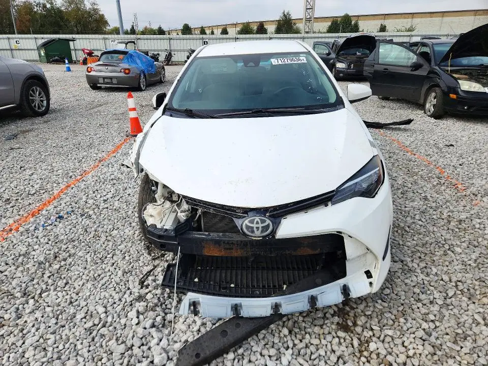 2017 TOYOTA COROLLA LE  