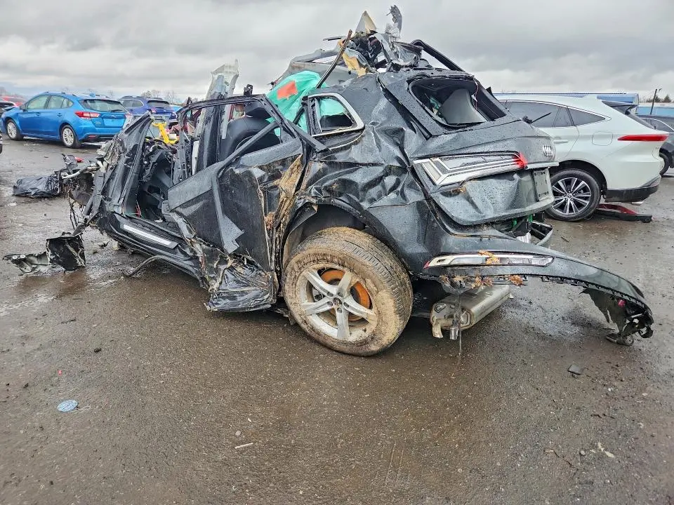 2025 AUDI Q5 PREMIUM 40  