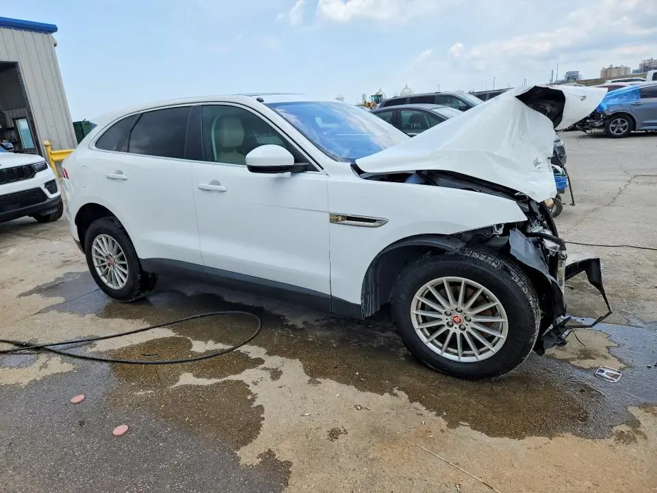 2020 JAGUAR F-PACE   