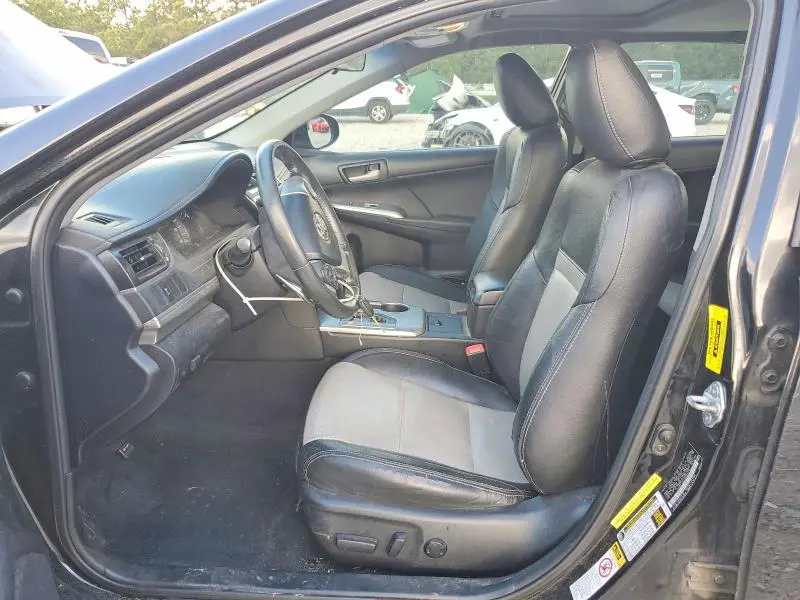 2012 TOYOTA CAMRY SE  