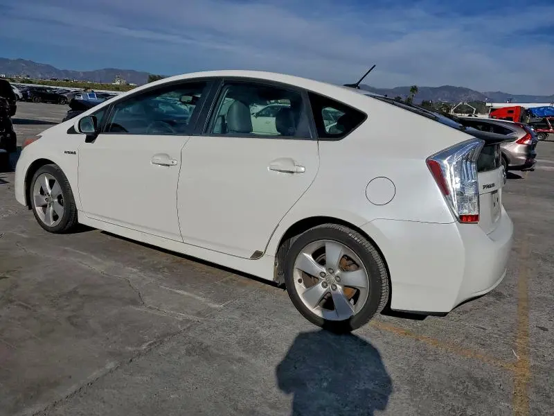 2011 TOYOTA PRIUS   