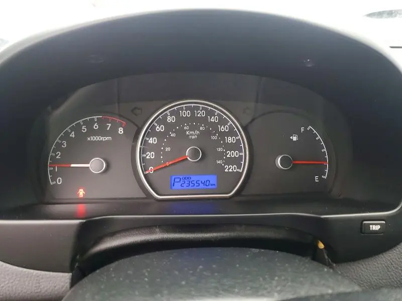 2010 HYUNDAI ELANTRA BLUE  