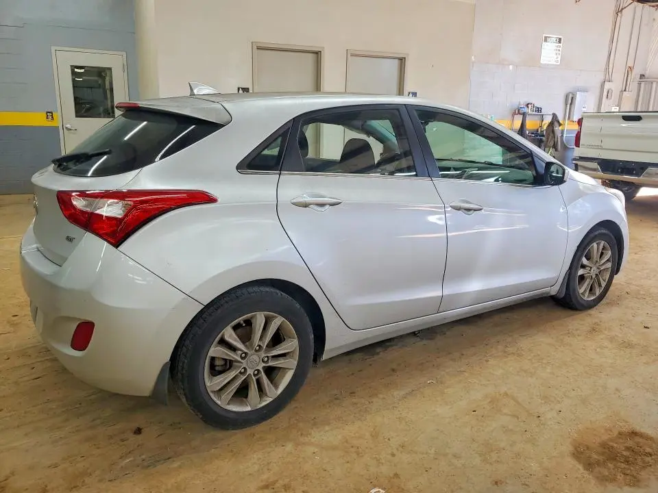 2013 HYUNDAI ELANTRA GT   