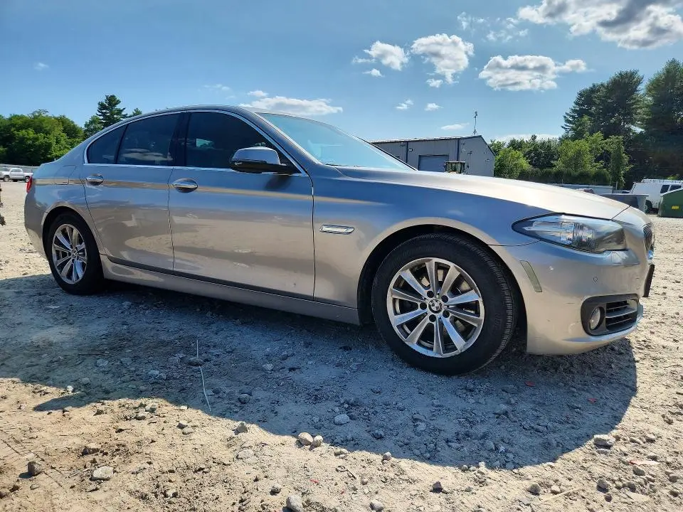 2015 BMW 528 XI  