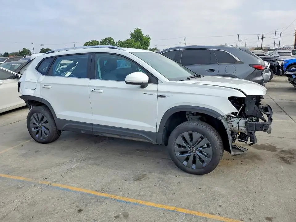 2022 VOLKSWAGEN TAOS SE  