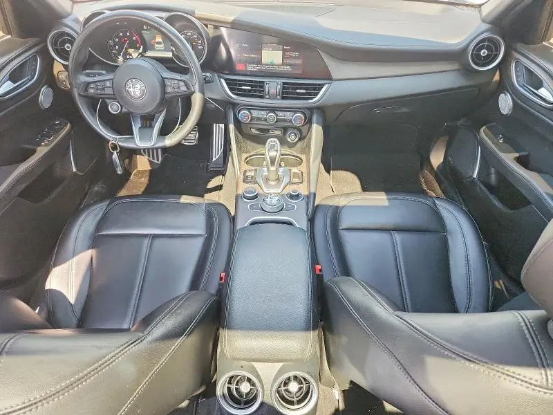 2022 ALFA ROMEO GIULIA SUPER  