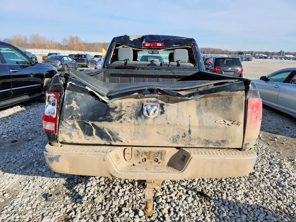 2014 RAM 1500 ST  
