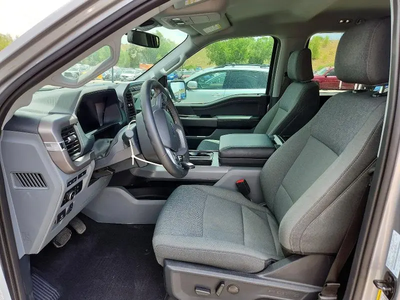2024 FORD F150 XLT  