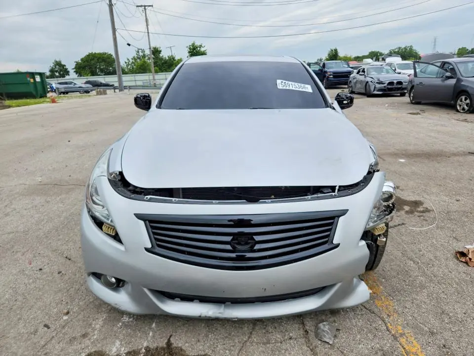 2010 INFINITI G37   