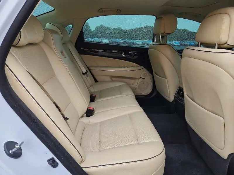 2015 HYUNDAI EQUUS SIGNATURE  