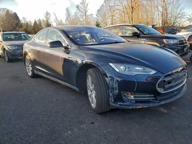 2014 TESLA MODEL S   