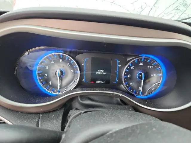 2023 CHRYSLER VOYAGER   