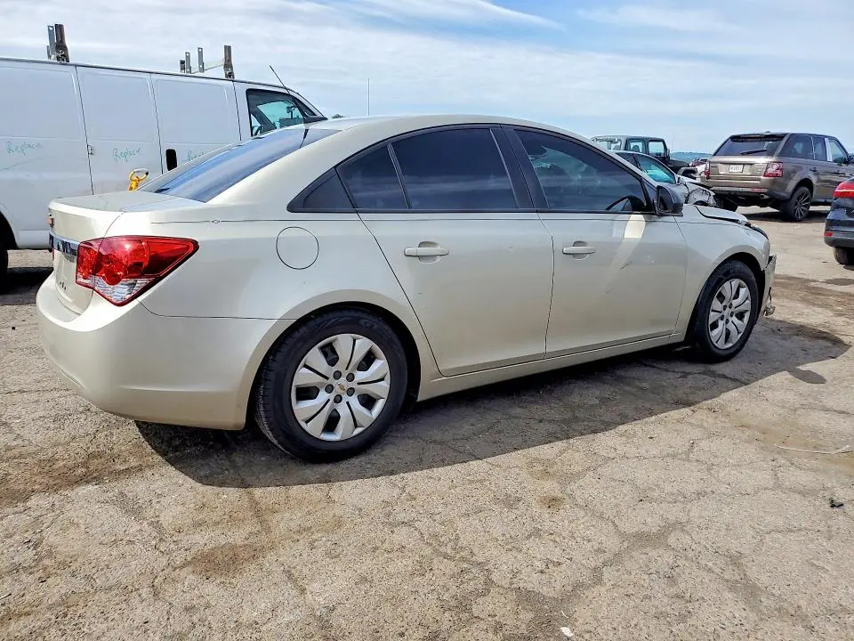 2014 CHEVROLET CRUZE LS  