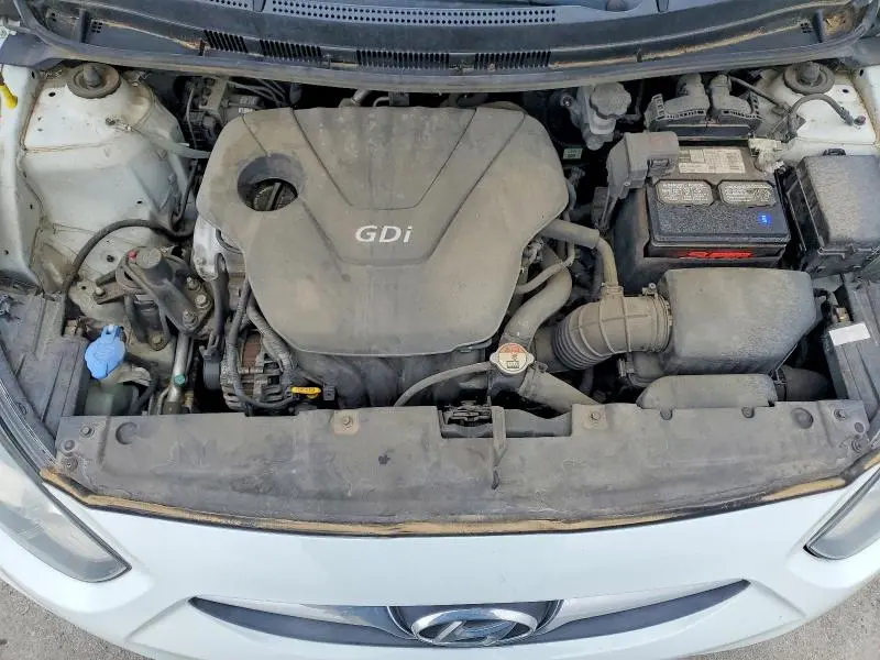 2013 HYUNDAI ACCENT SE  